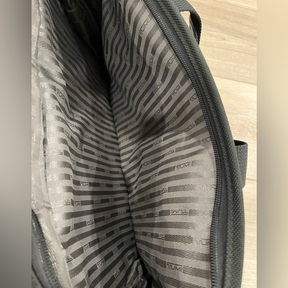 TUMI Alpha Ballistic Nylon Expandable Organizer Laptop Briefcase 26041D4 - Picture 14 of 15